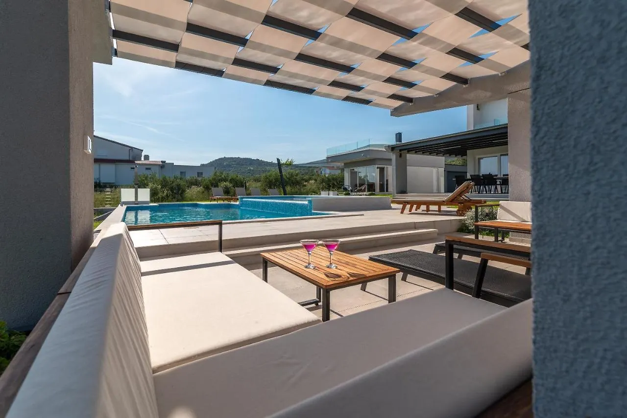 Vitis Villa Kastel Novi Croatia