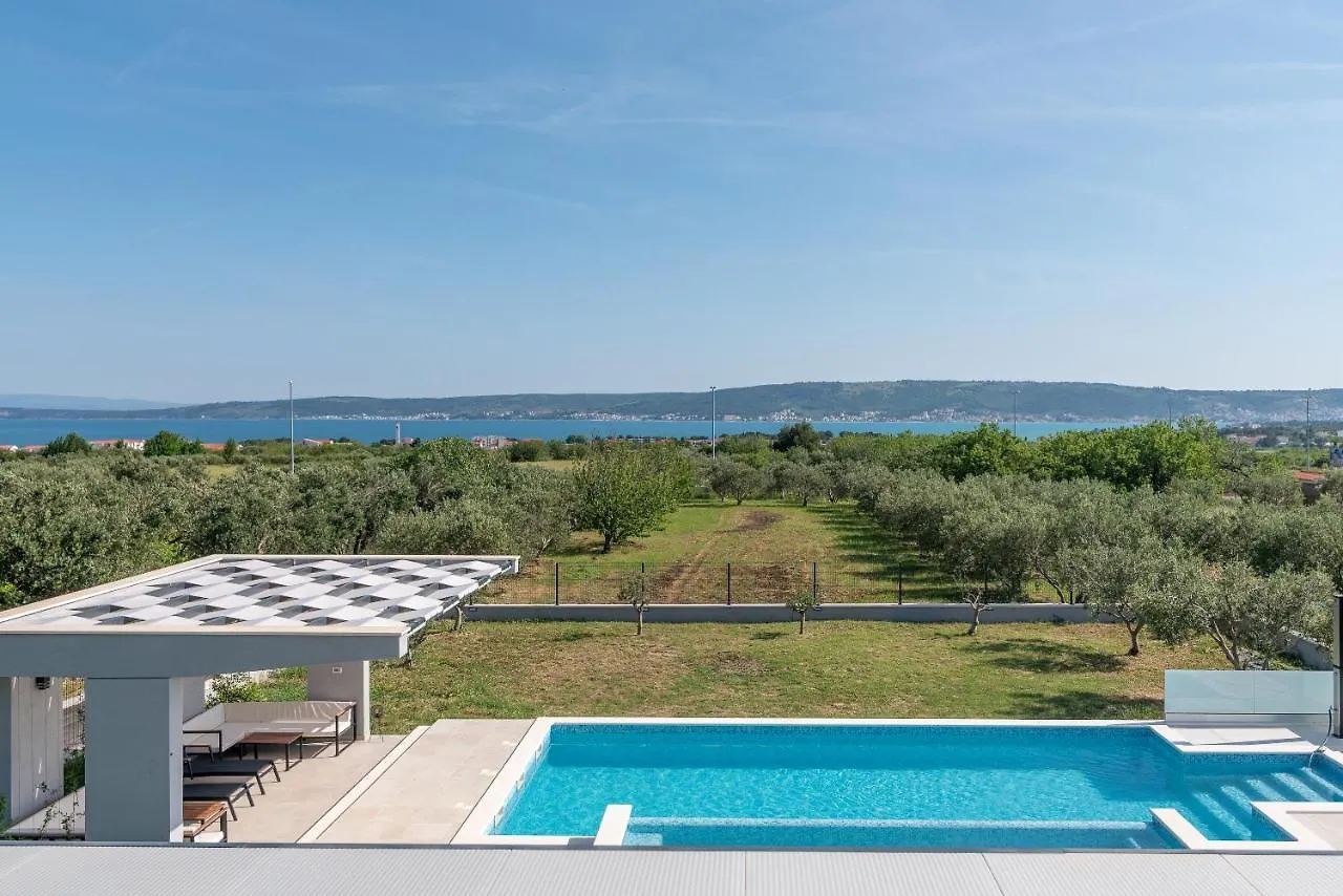 Villa Vitis Kaštel Novi