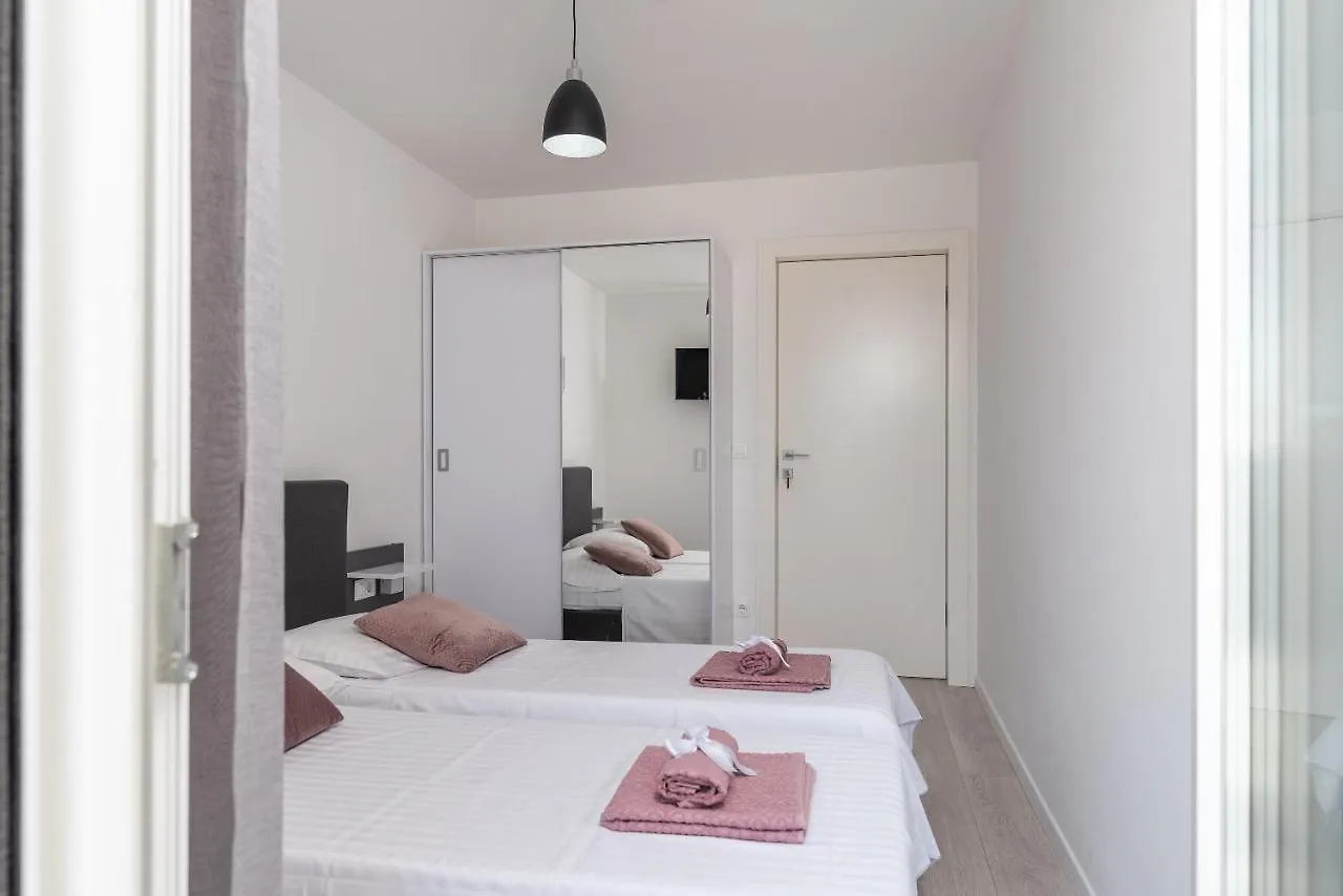 Villa Vitis Kaštel Novi